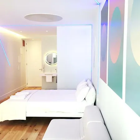 Futuristic Space Loft In Baixa-chiado Apartamento *